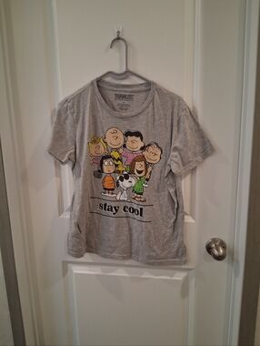 Peanuts Gray 'Stay Cool' Character Tee Size XL
